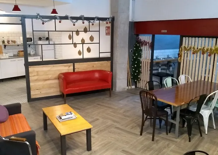 Albergue: The Market Hostel